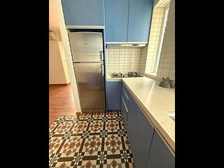 Causeway Bay - Lai Yuen Apartments 02