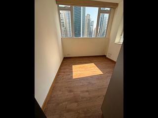 Causeway Bay - Lai Yuen Apartments 12