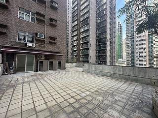 Sai Ying Pun - Yue Sun Mansion Block 1 02
