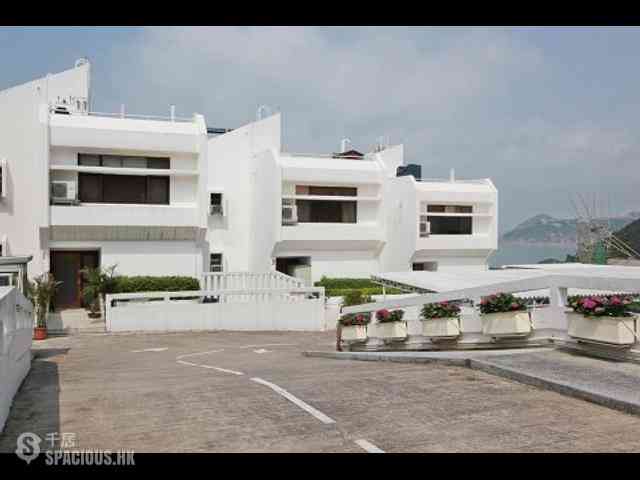 Chung Hom Kok - Coral Villas 06