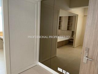 Central - 7-9, Shin Hing Street 03