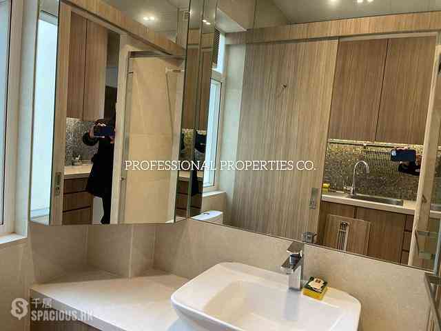 Central - 7-9, Shin Hing Street 04