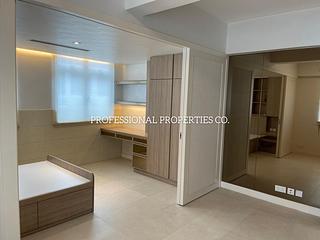 Central - 7-9, Shin Hing Street 06