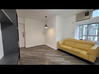 Quarry Bay - Wah Shun Gardens 02