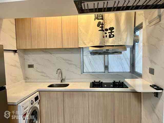 Kennedy Town - Shun Fai Building 03