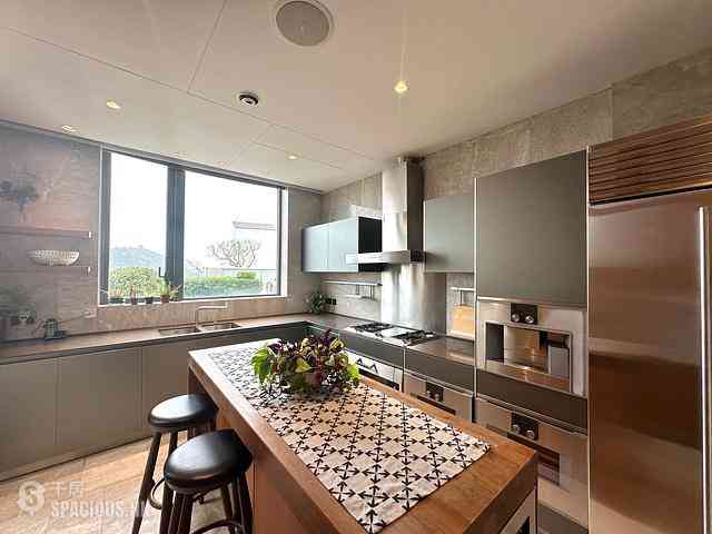 Chung Hom Kok - 44-50, Chung Hom Kok Road 04