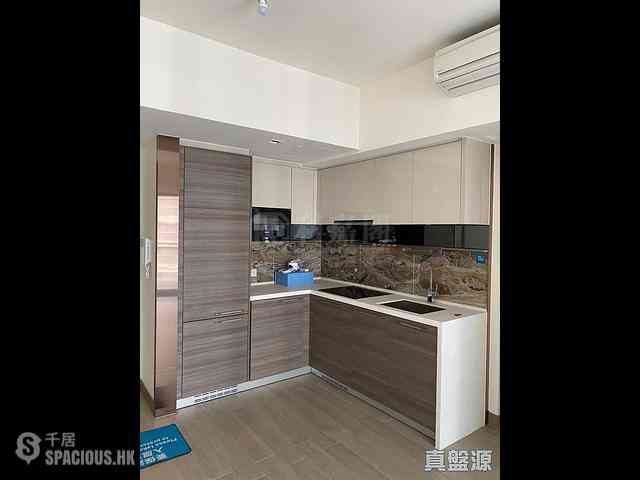 Tseung Kwan O - The Wings Ocean Wings Block 5 03