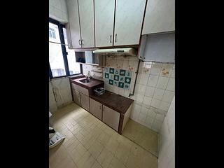 Mid Levels West - Hing Wah Mansion Block B 03