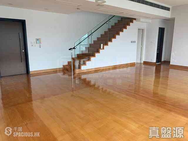 West Kowloon - The Harbourside Block 3 04