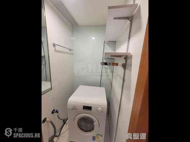 West Kowloon - The Harbourside Block 3 09