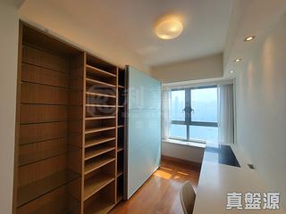 West Kowloon - The Harbourside Block 3 03