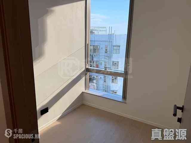Quarry Bay - Finnie 14