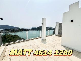 Chung Hom Kok - Pinewaver Villas 11