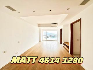 Chung Hom Kok - Pinewaver Villas 13