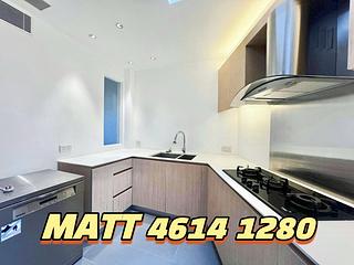 Chung Hom Kok - Pinewaver Villas 16