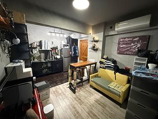 Wan Chai - Bowrington Building 03