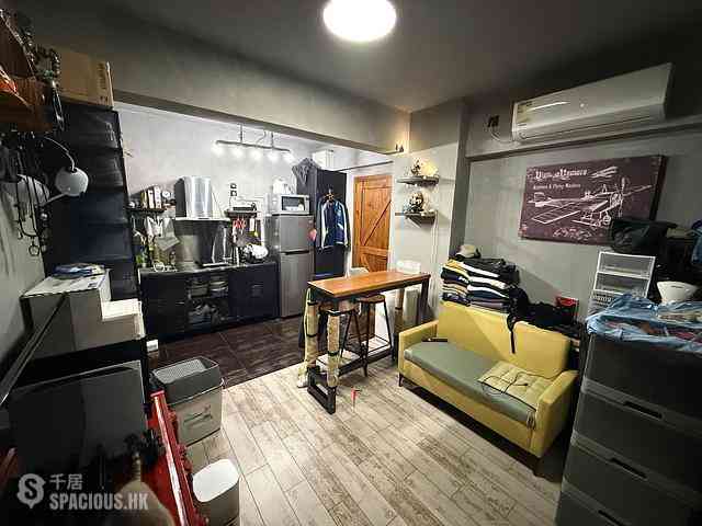 Wan Chai - Bowrington Building 03
