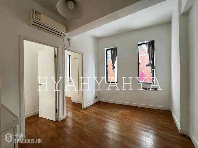 Soho - 29-31, Bridges Street 01