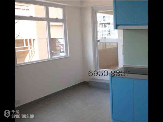 Kennedy Town - Cheong Kat Mansion 03