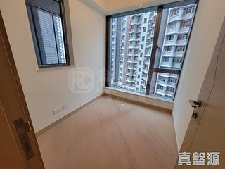 Cheung Sha Wan - Grand Victoria 02