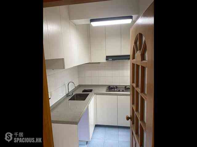Sai Ying Pun - Connaught Garden Block 2 04