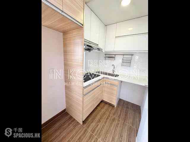 Mong Kok - Hung Hay Building 03