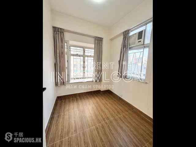 Mong Kok - Hung Hay Building 05