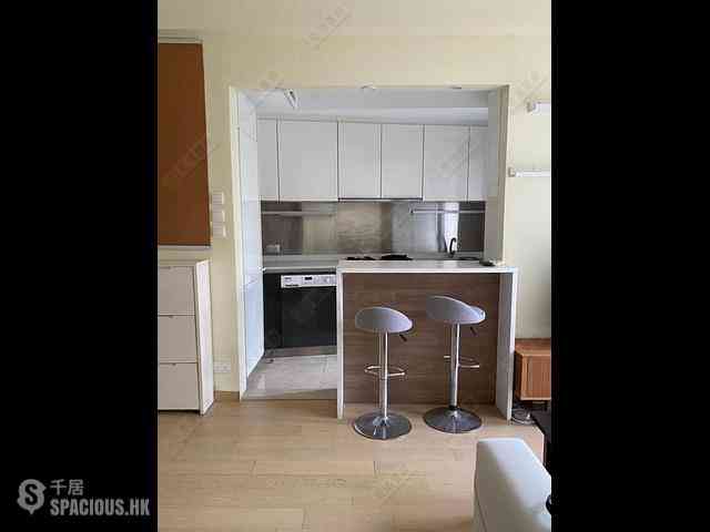 West Kowloon - The Austin Block 1A 01