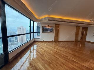 Mid Levels Central - Dynasty Court 04