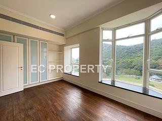 The Peak - The Mount Austin 05