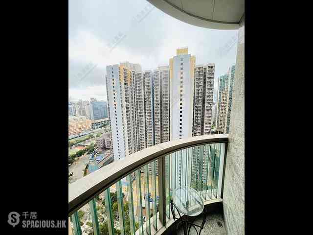 Tai Kok Tsui - The Hermitage Block 7 06