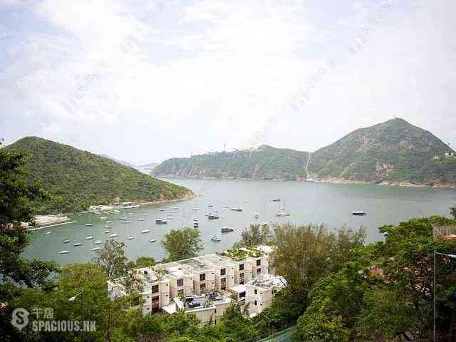 Repulse Bay - The Somerset 01