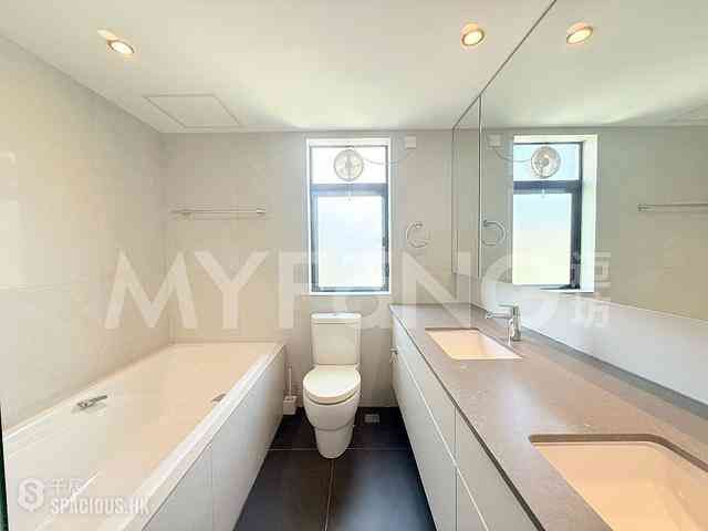 Repulse Bay - 5, Headland Road 05