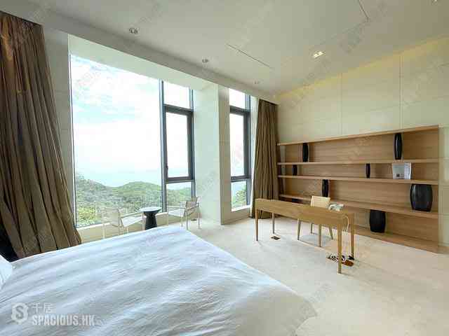 The Peak - 3 Plunkett's Road 06