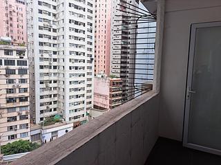 Mid Levels West - Sung Ling Mansion 03