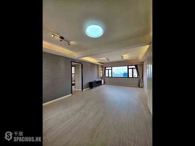 Braemar Hill - Evelyn Towers 01