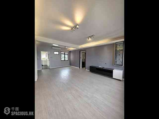Braemar Hill - Evelyn Towers 02