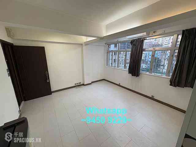 Sai Ying Pun - Tat Hing Building 04