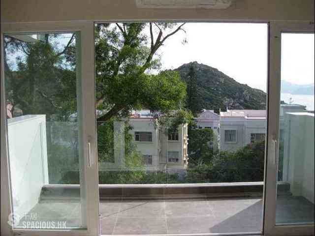 Chung Hom Kok - Villa Piubello 03