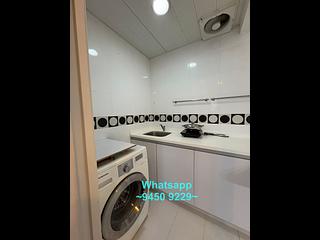 Sai Ying Pun - Tat Hing Building 13