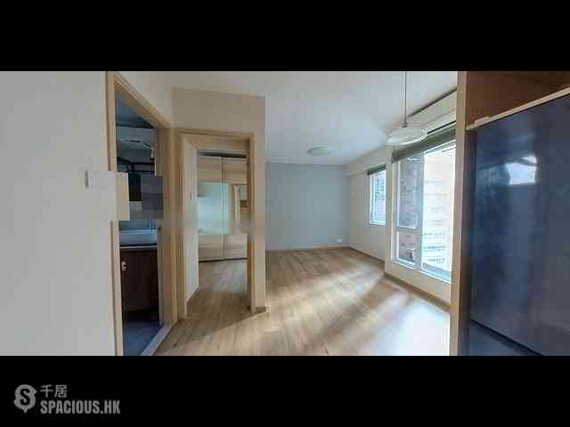 Sai Ying Pun - Yue Sun Mansion Block 1 01