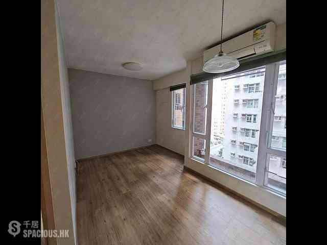 Sai Ying Pun - Yue Sun Mansion Block 1 04