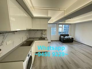 Sheung Wan - 18 Wing Lok Street 03