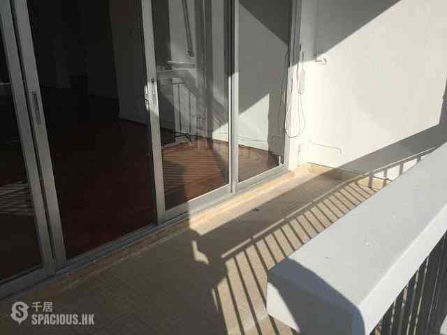 Chung Hom Kok - Cape Villa 06
