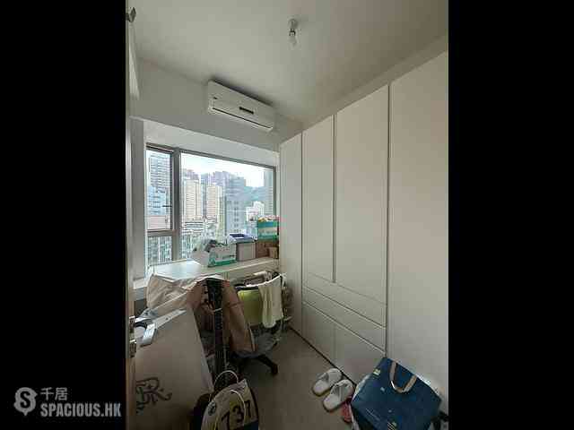 Causeway Bay - Diva 06