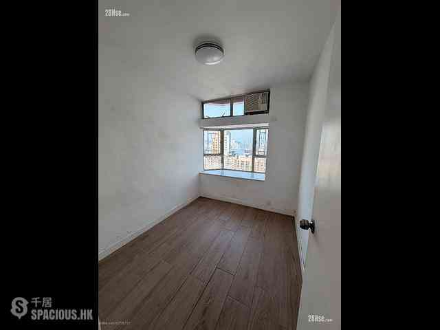 North Point - Island Place Block 1 04