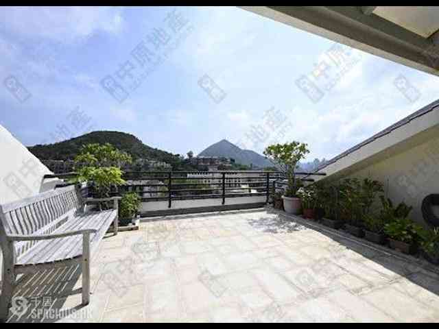 Deep Water Bay - Manderly Garden 10