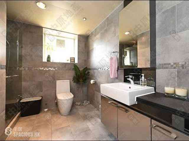 Deep Water Bay - Manderly Garden 13