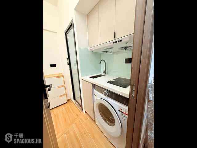 Sai Ying Pun - 203-205, Des Voeux Road West 01