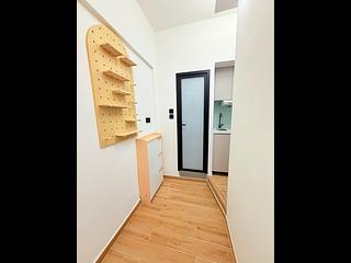 Sai Ying Pun - 203-205, Des Voeux Road West 03